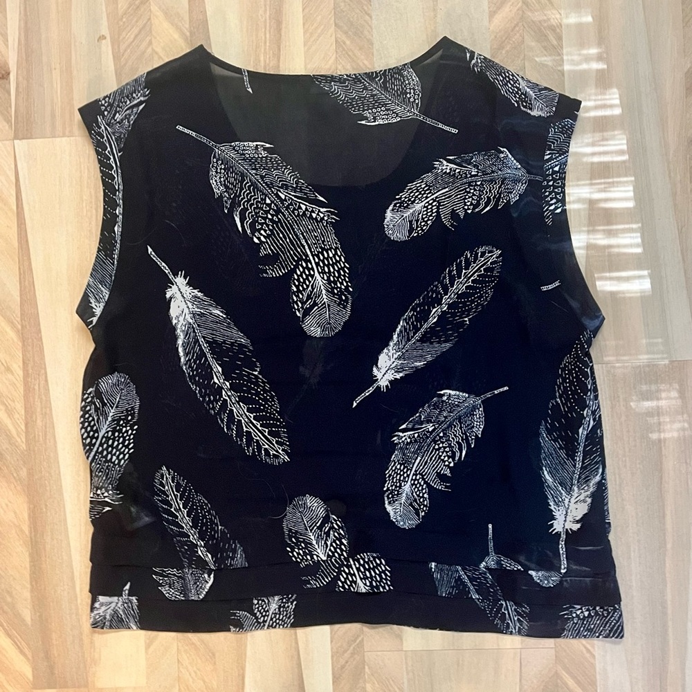 BR beautiful boho feather top - Picture 2 of 3